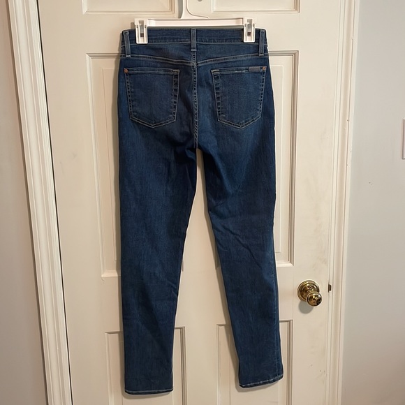 7 for All Mankind dark wash jeans - Picture 5 of 5